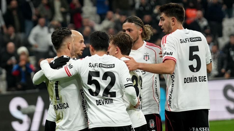 Beşiktaş'ın kupada Fenerbahçe'ye üstünlüğü var