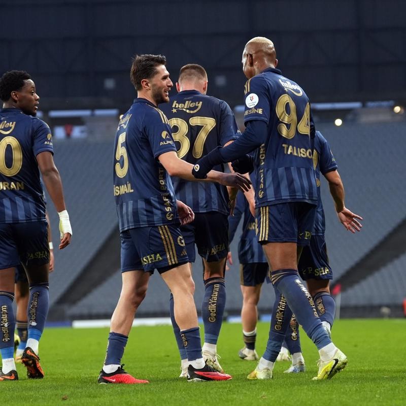 Fenerbah�e kupaya 3 puanla ba�lamak istiyor