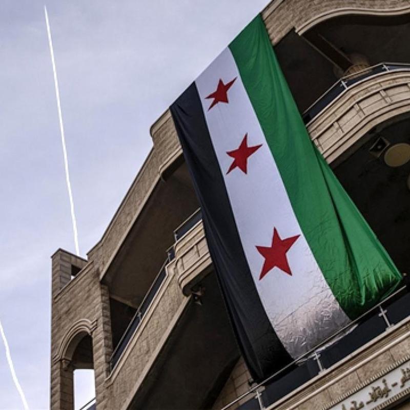 Suriye'nin do�usunda u�aksavar f�zeleri ele ge�irildi