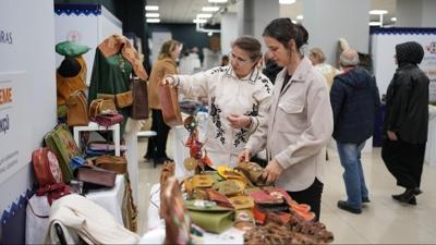 �Ya�ayan Miras ��leni� sanatk�rlar� Rize'de bulu�turdu