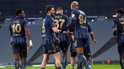 Fenerbah�e kupaya 3 puanla ba�lamak istiyor