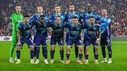 Samsunspor'un 3 puan hasreti 8 ma�a y�kseldi