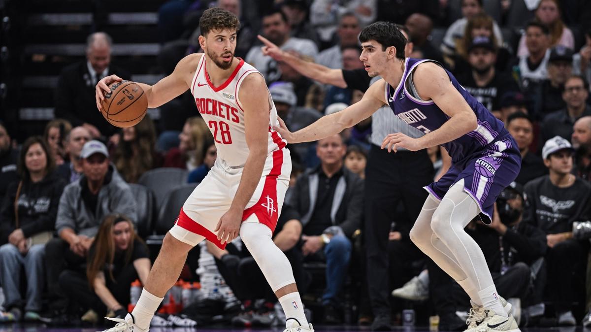 houston rockets nba alperen �eng�n sacramento kings foto�raflar� resimleri