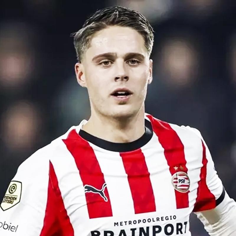 Fenerbah�e anla�maya varm��t�! Joey Veerman transferinde yeni geli�me