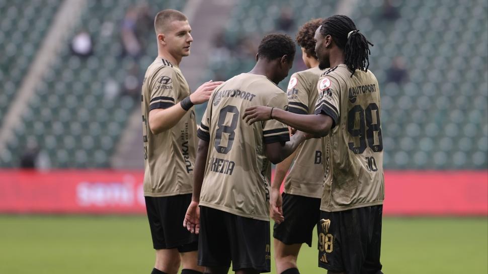 Kocaelispor, kupada 3 puanı 3 golle aldı