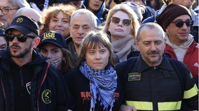 Londra'da Filistin eylemi! Greta g�zalt�na al�nd�