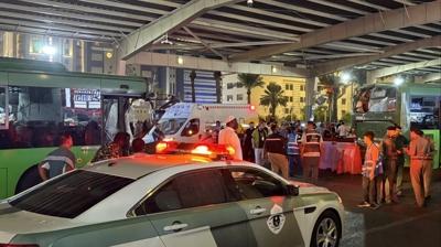 Mekke'de T�rk kafilesine otob�s �arpt�: Bir ki�i ya�am�n� yitirdi