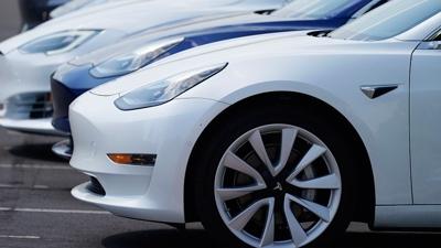 Tesla'ya Avrupa �oku: Y�zde 34 azald�