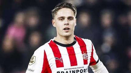 Fenerbah�e anla�maya varm��t�! Joey Veerman transferinde yeni geli�me