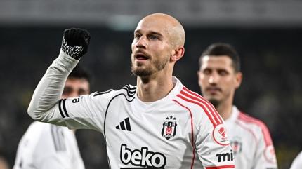 Kad�k�y'de Cerny'nin gecesi! Kartal galibiyete son dakikalarda u�tu