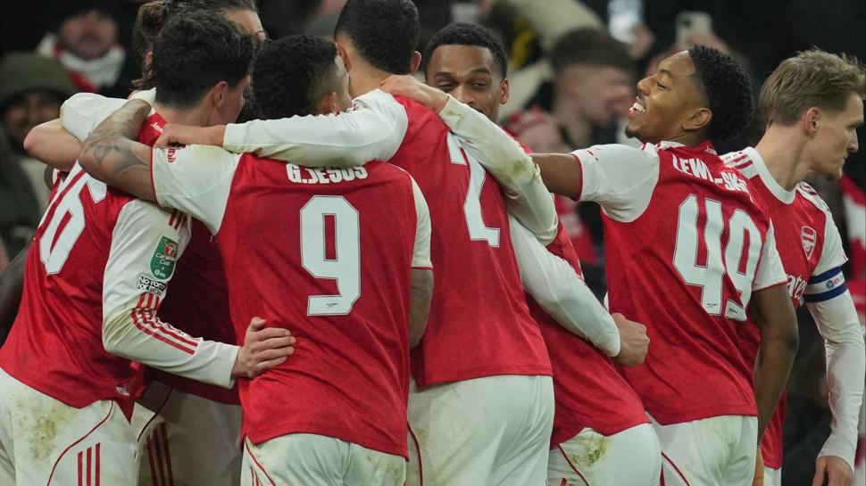 Arsenal penaltılarla yarı finalde! Chelsea'nin rakibi oldu