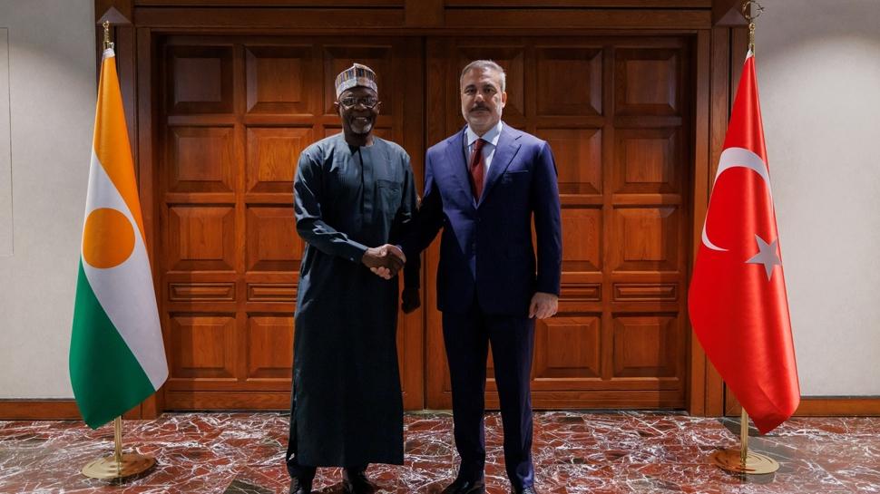 Bakan Fidan, Nijer Dışişleri Bakanı Sangaré ile görüştü