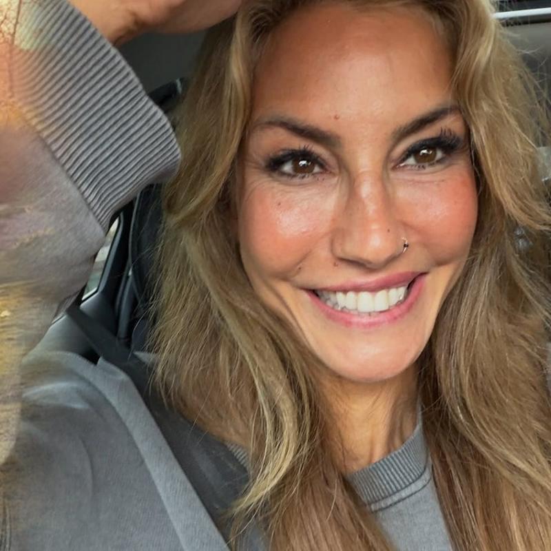 Sevenlerini korkuttu! Talihsizlik pe�ini b�rakmad�