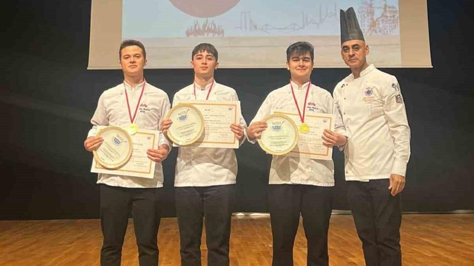 Menteşe'nin genç şefleri madalyaları topladı