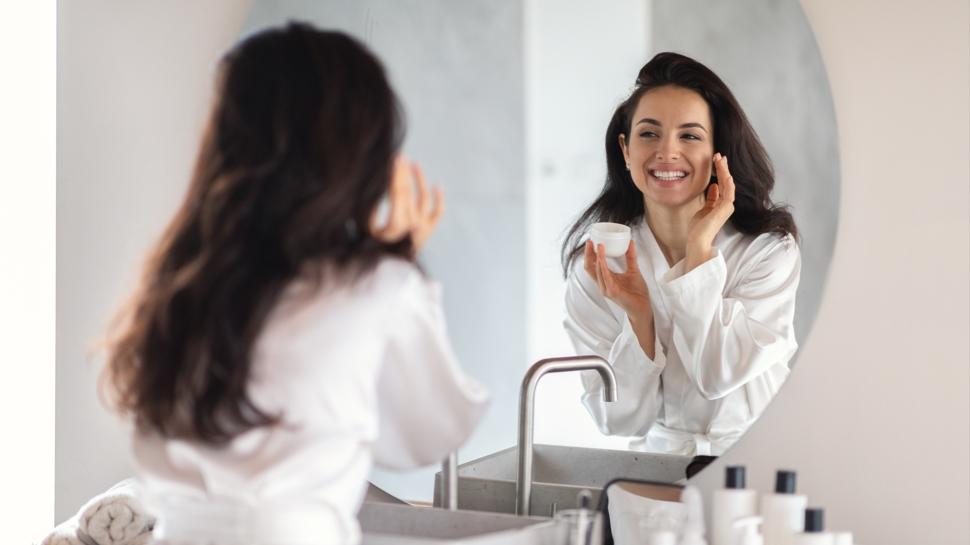 Pütür pütür ciltlere şifa! Kuru cilt nasıl nemlenir?