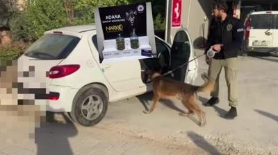 Polis kovalamacayla durdurdu! Damacanalar�n i�inden zehir ��kt�