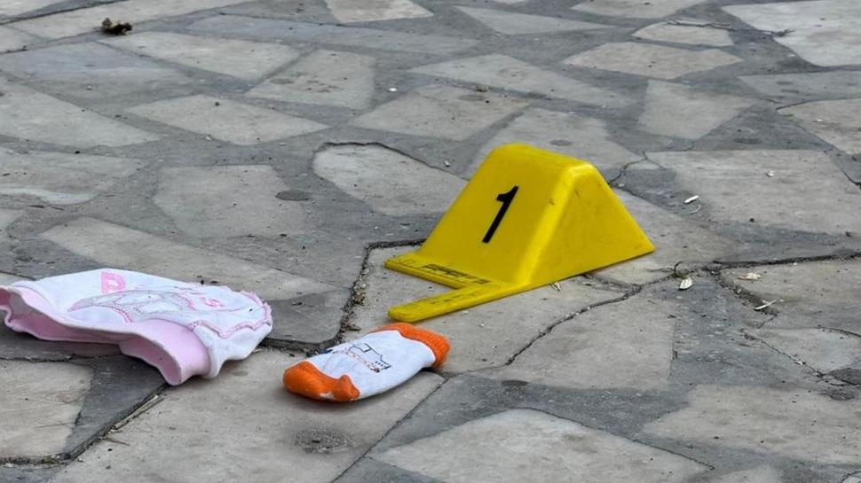 Gözü dönmüş anne dehşeti! 2 aylık bebeğini camdan attı