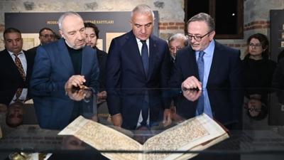 Bakan Ersoy duyurdu: T�YEK'in eser say�s� 776 bin 700'e ula�t�