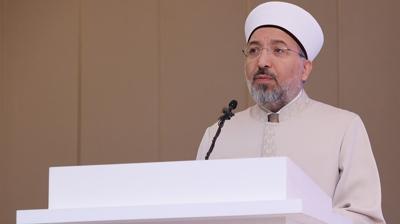Diyanet ��leri Ba�kan� Arpagu�'tan Regaip Kandili mesaj�: �iddet ve zul�m bir an �nce dursun