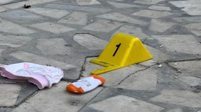 G�z� d�nm�� anne deh�eti! 2 ayl�k bebe�ini camdan att�