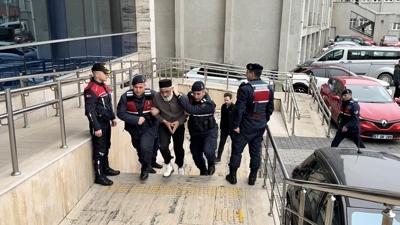 Hasta ziyaretinde e�ini ve kay�nvalidesini ac�madan katletti: Katil koca tutukland�