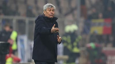 Lucescu'dan duyguland�ran itiraf: Pele'nin formas�n� hala sakl�yorum