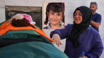 D��en koltu�un alt�nda can vermi�ti! Asans�r facias�nda su�u Ebrar'a att�lar