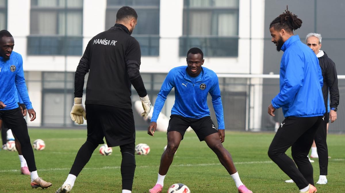 Manisa FK Sakarya 1. lig foto�raflar� resimleri