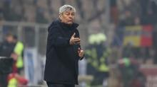 Lucescu'dan duyguland�ran itiraf: Pele'nin formas�n� hala sakl�yorum
