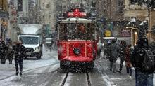 Meteorolojiden �stanbul'a kar uyar�s�... ''S�cakl�k mevsim normallerinin alt�na d��ecek''