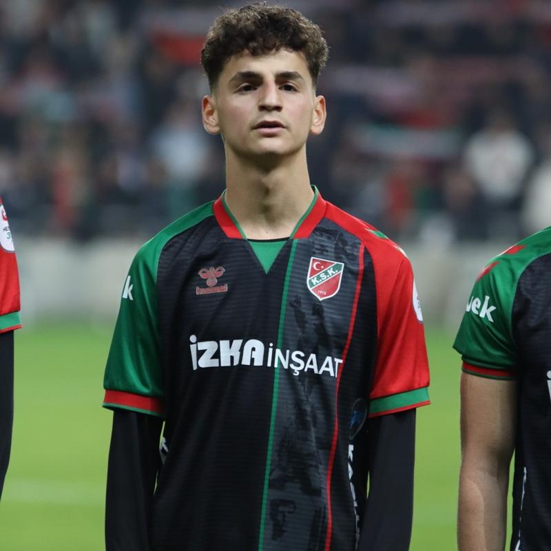 Trabzonspor ve Be�ikta�, Adem Ye�ilyurt'un pe�inde