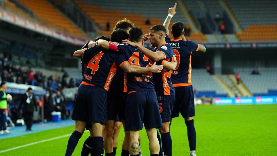 Başakşehir ilk yarıyı 7. sırada bitirdi