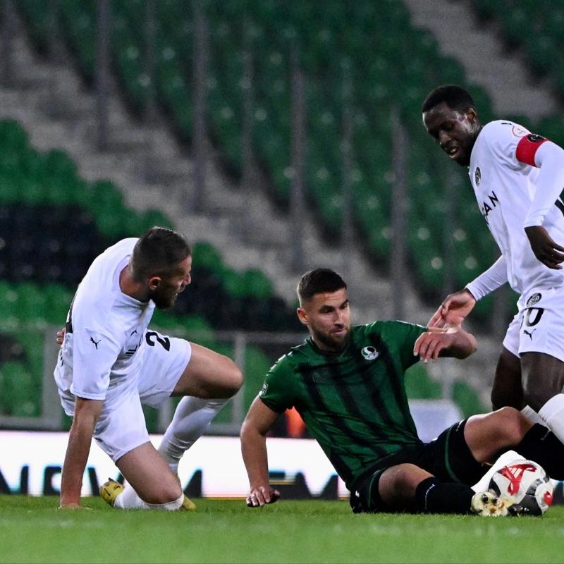 Manisa FK'dan Sakarya deplasman�nda 2 goll� galibiyet