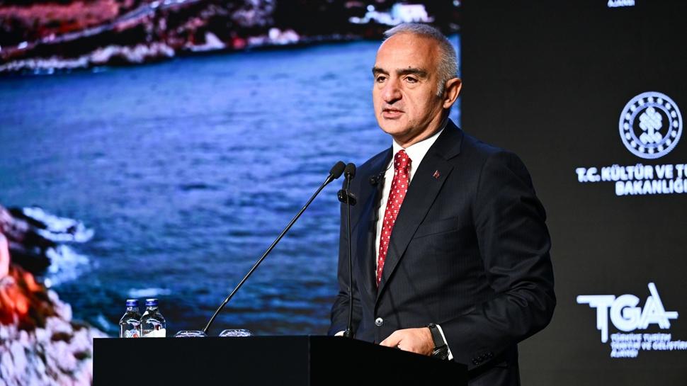 Bakan Ersoy'dan 2025 paylaşımı