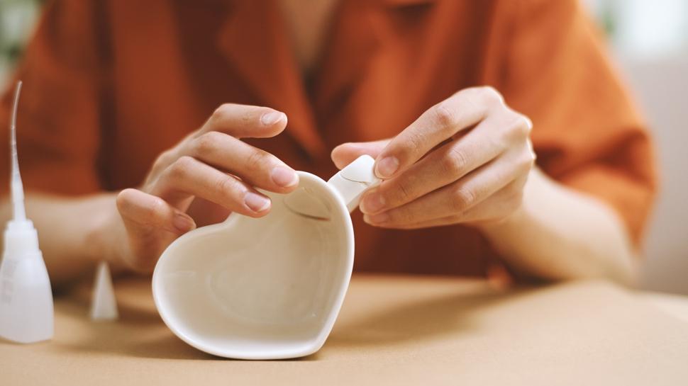 Çatlak kupalardan içecek içilir mi?