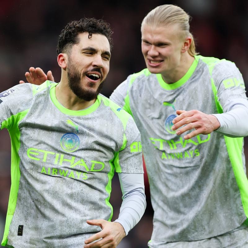 Manchester City, Nottingham Forest'� 2 golle yendi