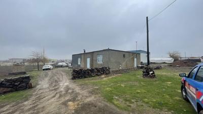 Aile i�i tart��ma deh�ete d�n��t�: E�ine ve o�luna kur�un ya�d�rd�