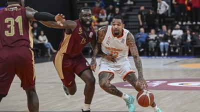 Trabzonspor, Galatasaray'� da devirdi