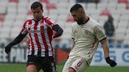 Sivasspor, Band�rmaspor'u 2 golle y�kt�