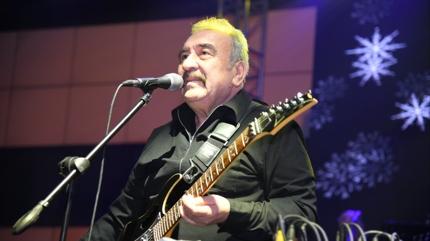 K�z� adliye koridorlar�nda... Duyanlar inanam�yor!