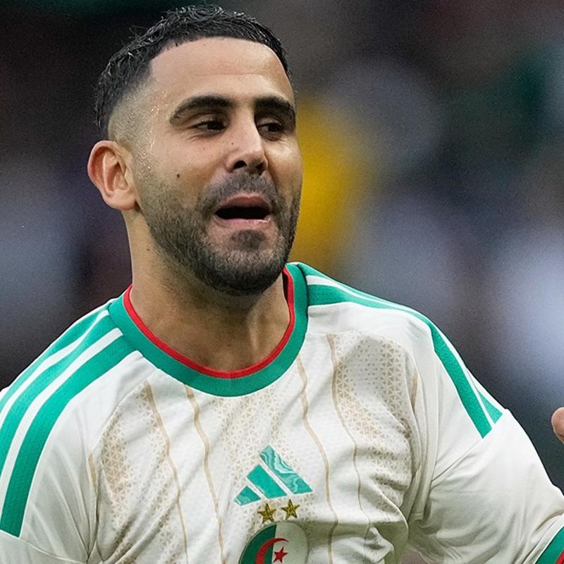 Cezayir'e 3 puan Mahrez'le geldi