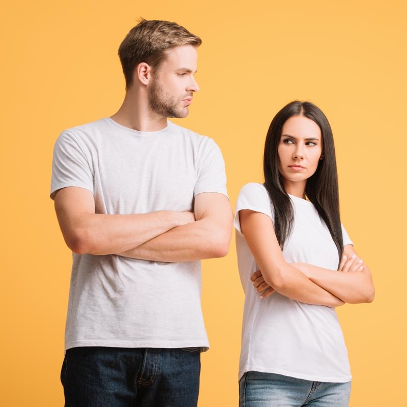 Erkeklerin �ok sa�ma dedi�i 2 kad�n davran���