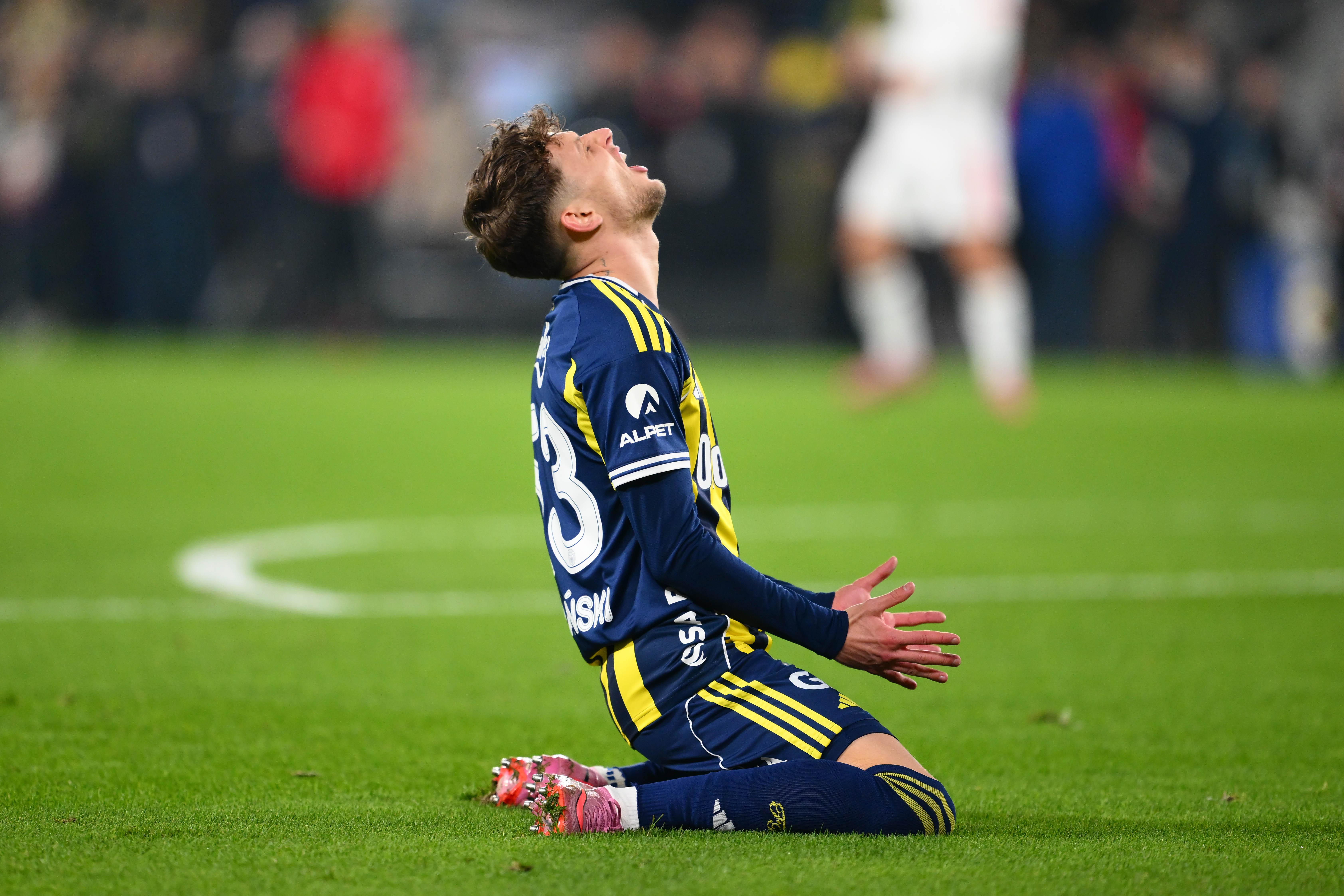 Sar� Kanarya'ya Szymanski piyangosu