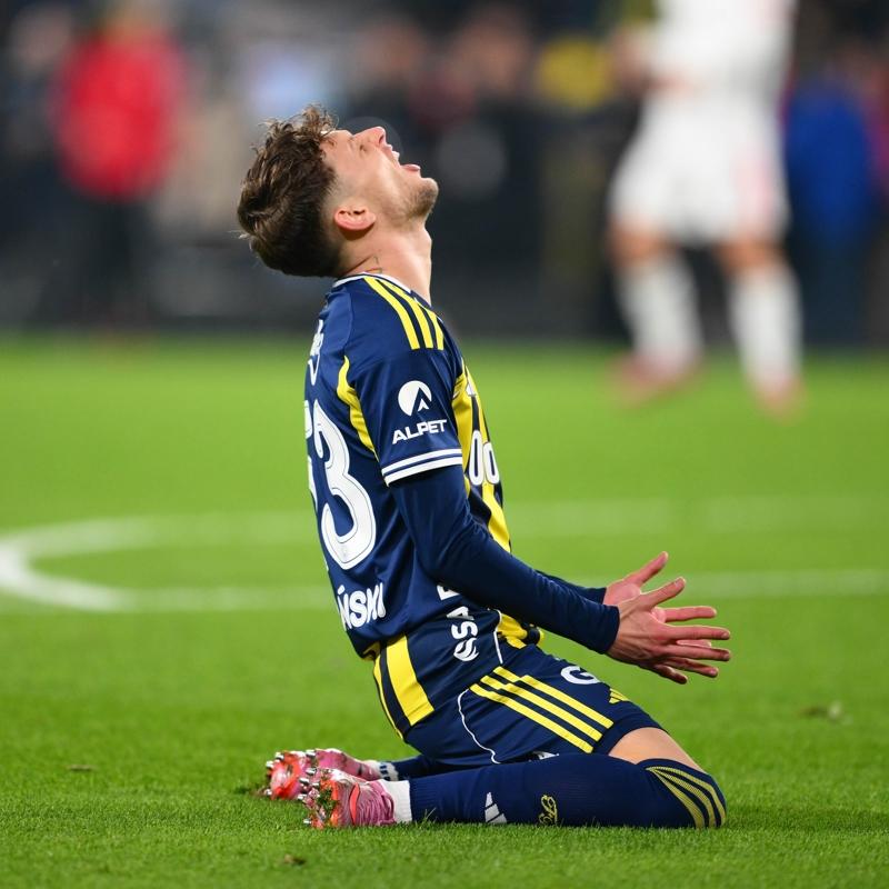 Sar� Kanarya'ya Szymanski piyangosu