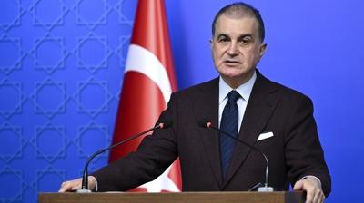 AK Parti'den �zg�r �zel'e tepki: Her a��klamada yeni bir yanl��a imza at�yor