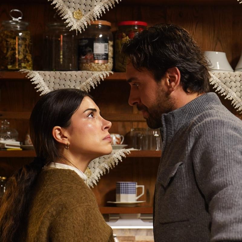 A��zlar� a��k b�rakan iddia: Gezep ve Hicran evleniyor!