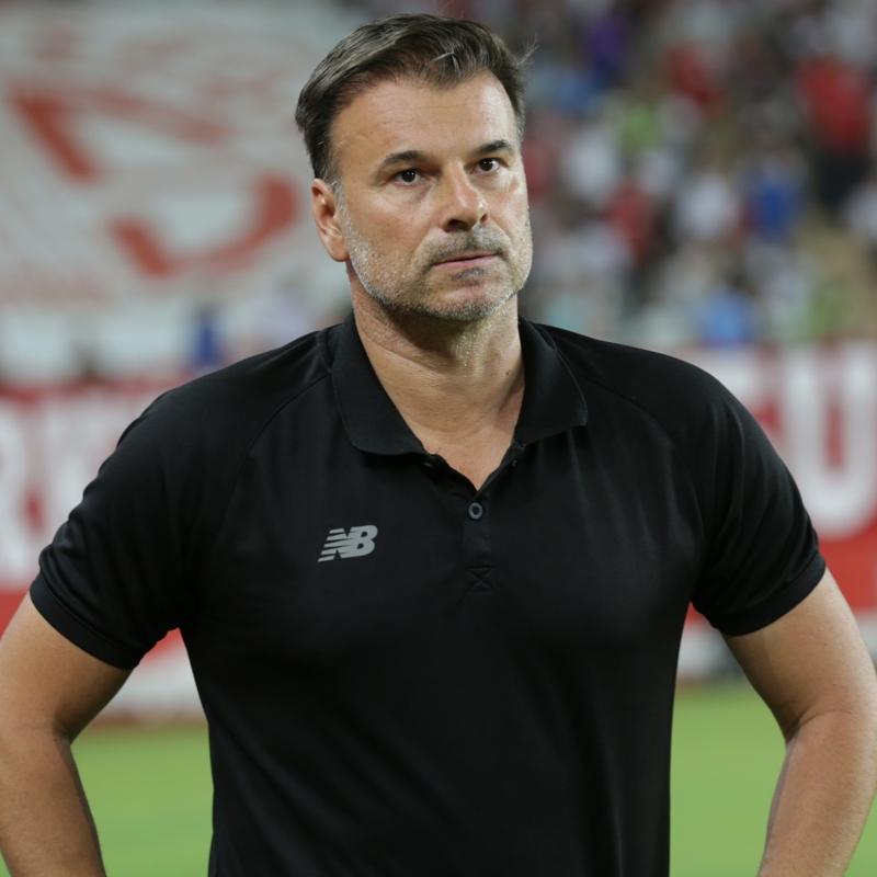 Fatih Karag�mr�k yeni teknik direkt�r�n� duyurdu