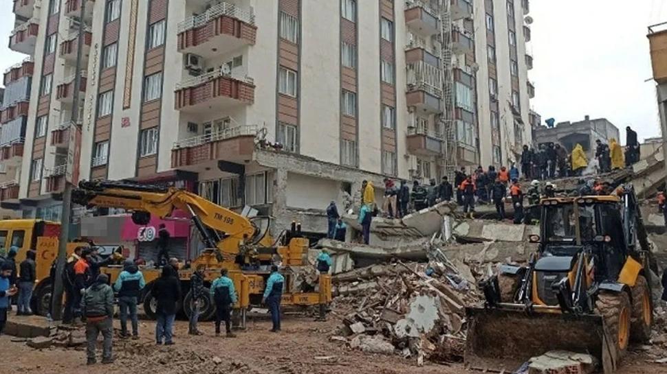 Furkan Apartmanı 51 kişiye mezar olmuştu... Firari müteahhidin savunması pes ettirdi