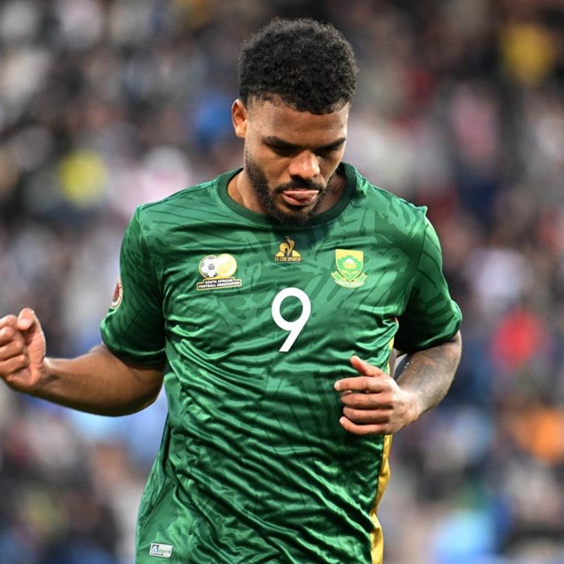 G�ney Afrika ad�n� son 16'ya yazd�rd�