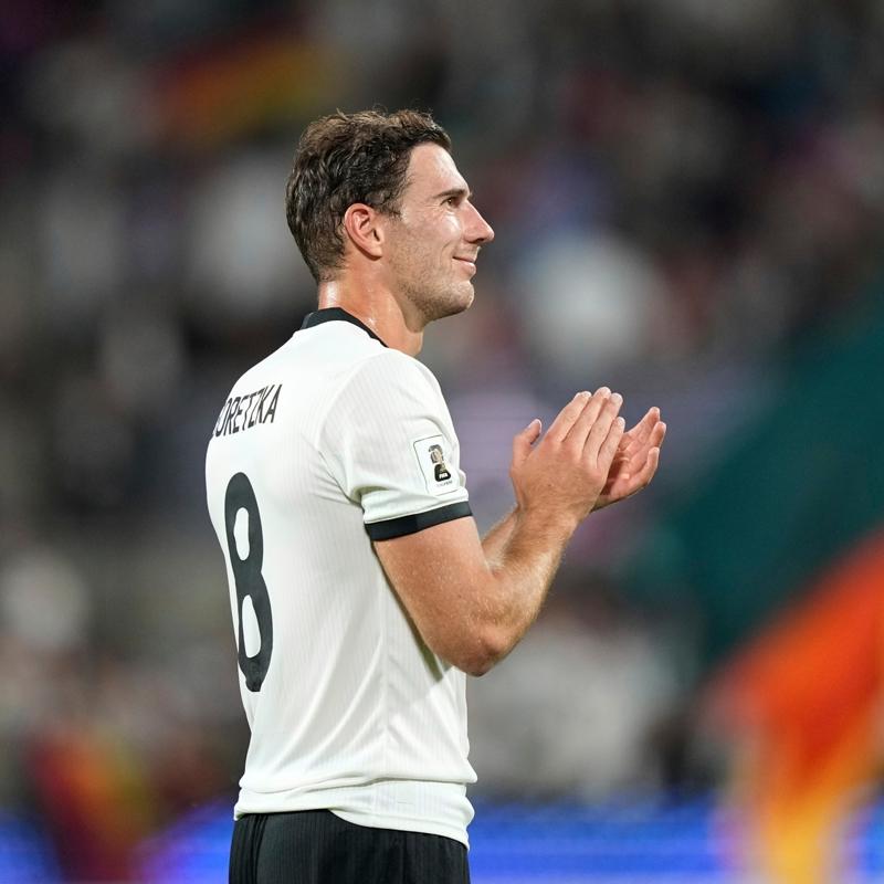 S�per Lig devleri pe�indeydi! Leon Goretzka'dan m�jde